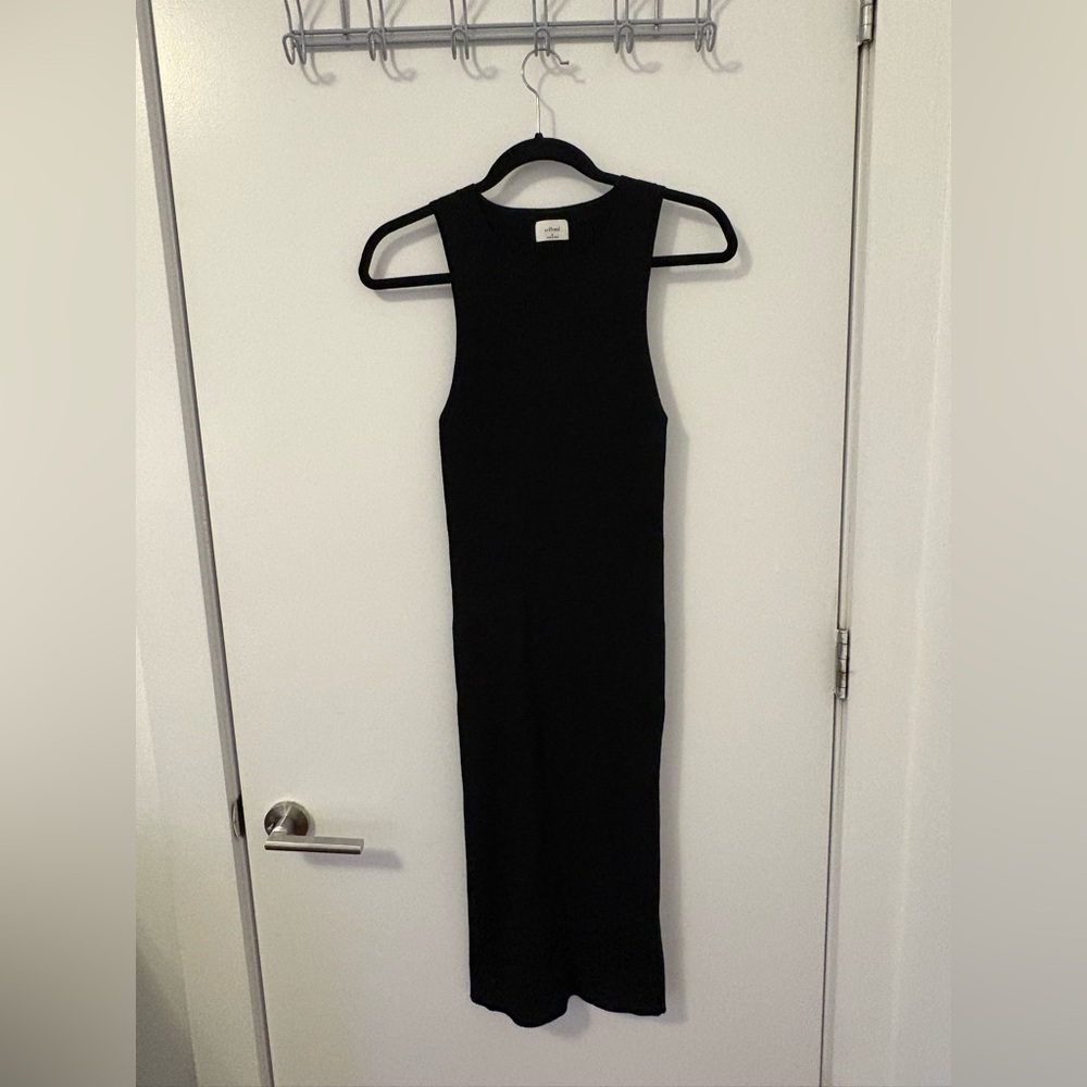 Aritzia Wilfred Classic Black Midi Dress